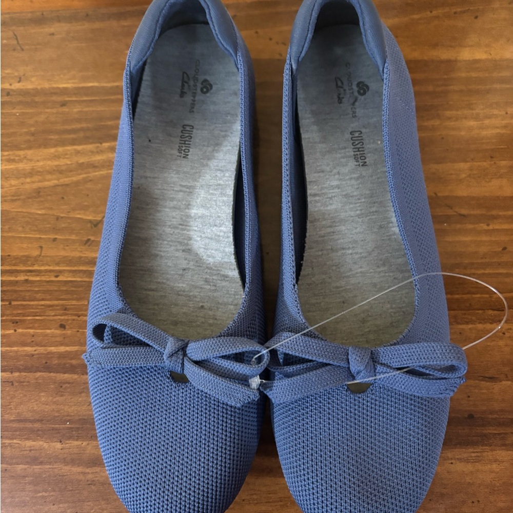 CLARKS Cloudsteppers Women's Blue Bow Ballet Flats